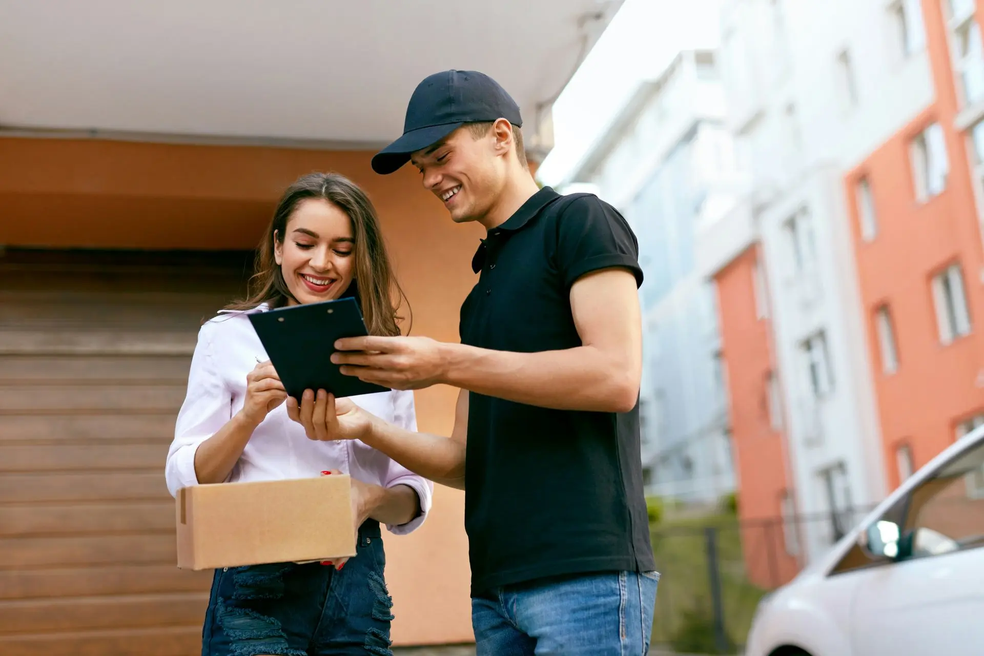 Accurate Pricing and On-Time Delivery Delight Customers Accurate Pricing and On-Time Delivery Delight Customers