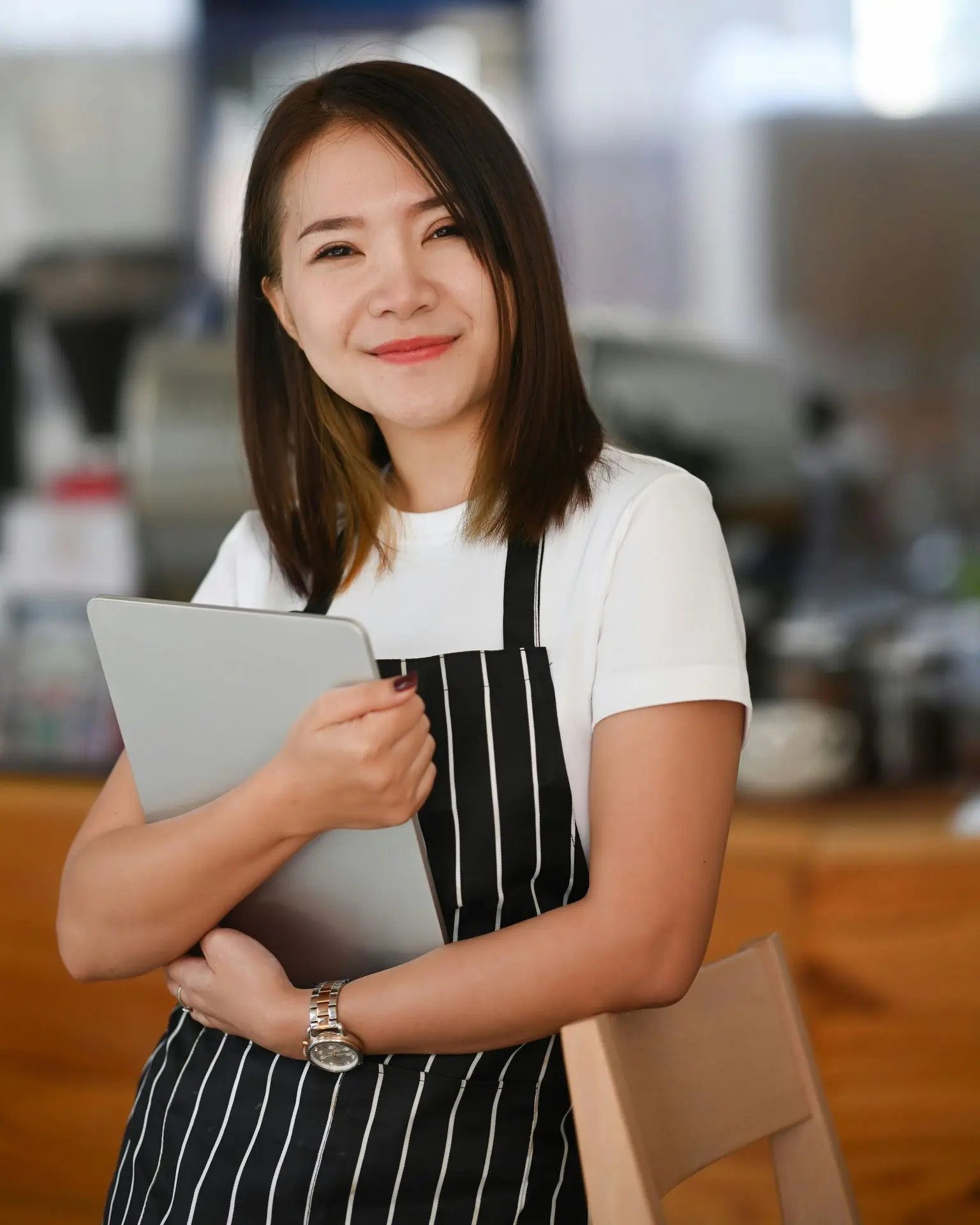 SERVICES Deliver Exceptional Customer Service and Manage Projects Efficiently SERVICES Deliver Exceptional Customer Service and Manage Projects Efficiently
